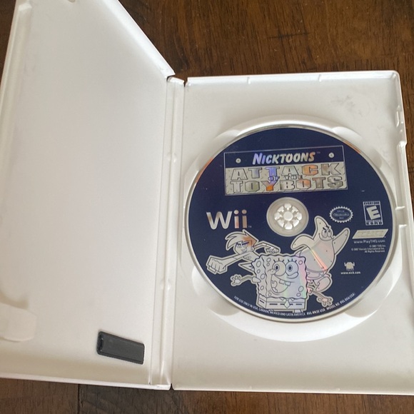 Nicktoons: Attack Toybots - Nintendo Wii Video Game - Picture 5 of 5